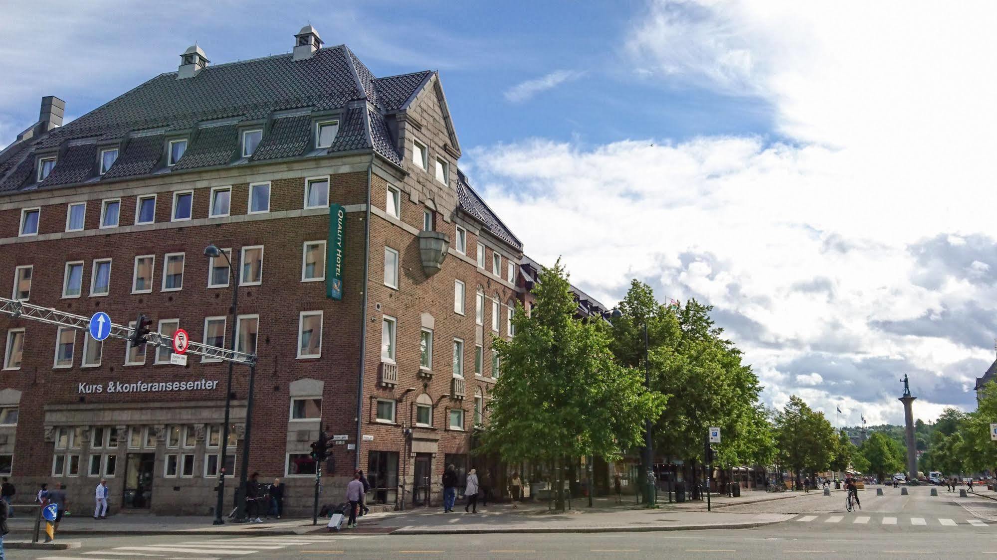 Quality Augustin Hotell 4*